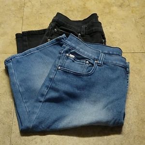 2pr DG2 jean shorts. Sz 14. 1 blk/ 1 blue